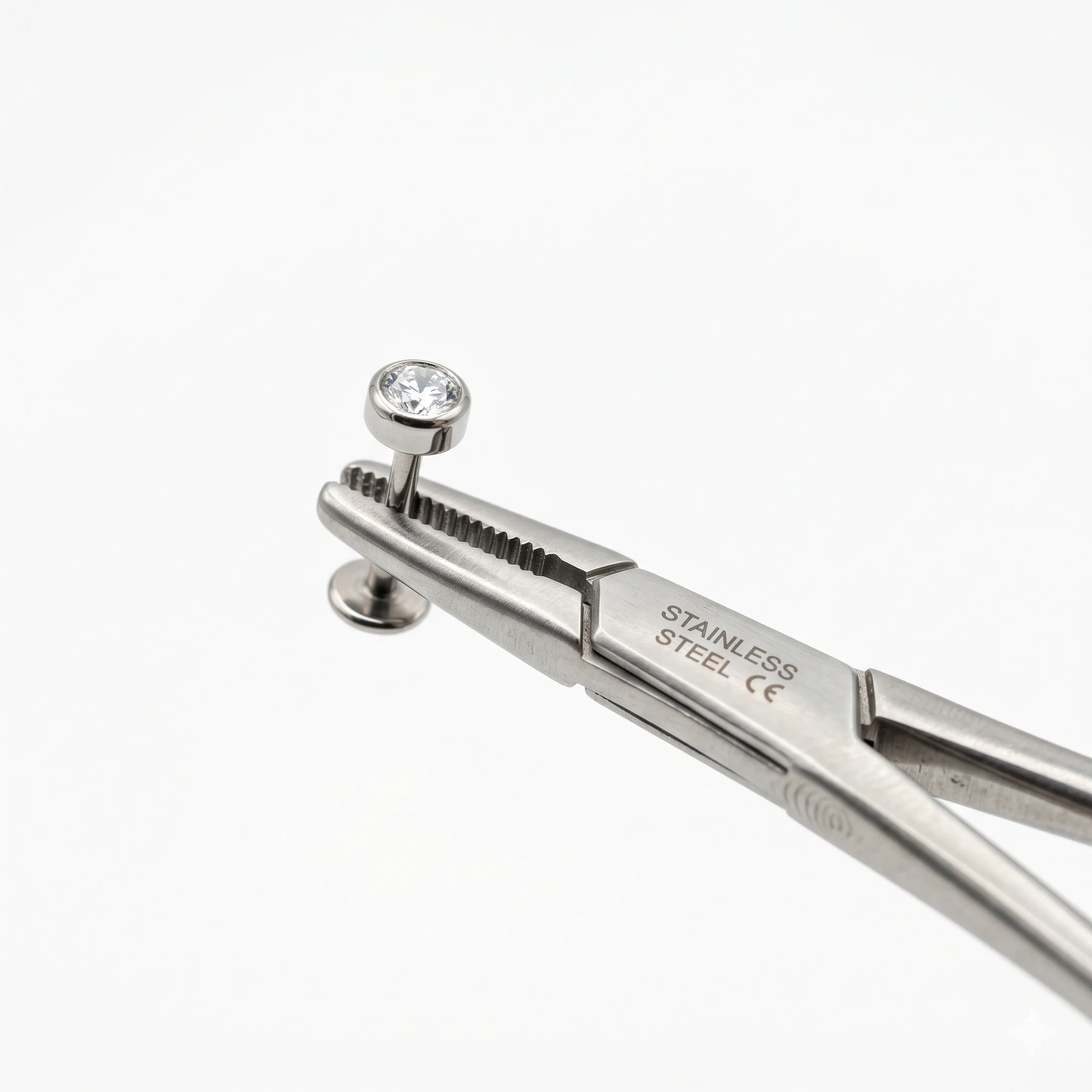 Aplicação de Piercing